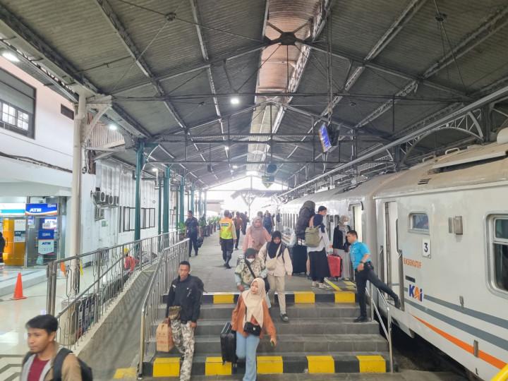 Libur <i>Long Weekend</i> Waisak, KAI Yogyakarta Operasikan 6 Kereta Tambahan