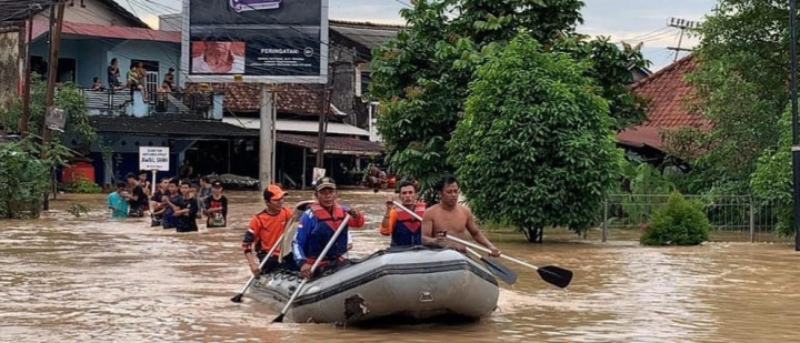 Ratusan Rumah di Muara Enim Terendam Banjir 3 Meter