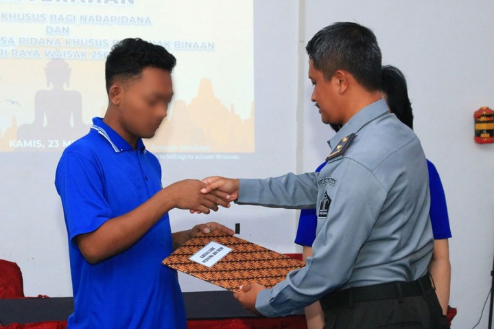 Waisak, 25 Napi Beragama Buddha di Jatim Peroleh Remisi Khusus