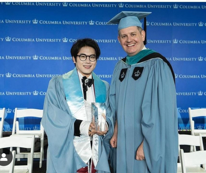 Orang Indonesia Pertama Peraih Campbell Award Colombia University, Ini Cerita Deris saat Kuliah