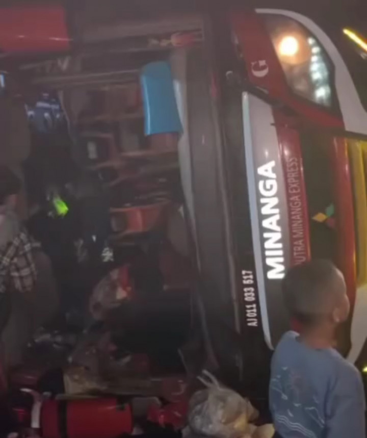 Mobil Studi Tur SD di Sumsel Kecelakaan, 2 Tewas