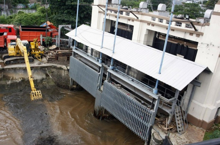 Hujan Deras di Bogor, Pintu Air Manggarai Siaga 3