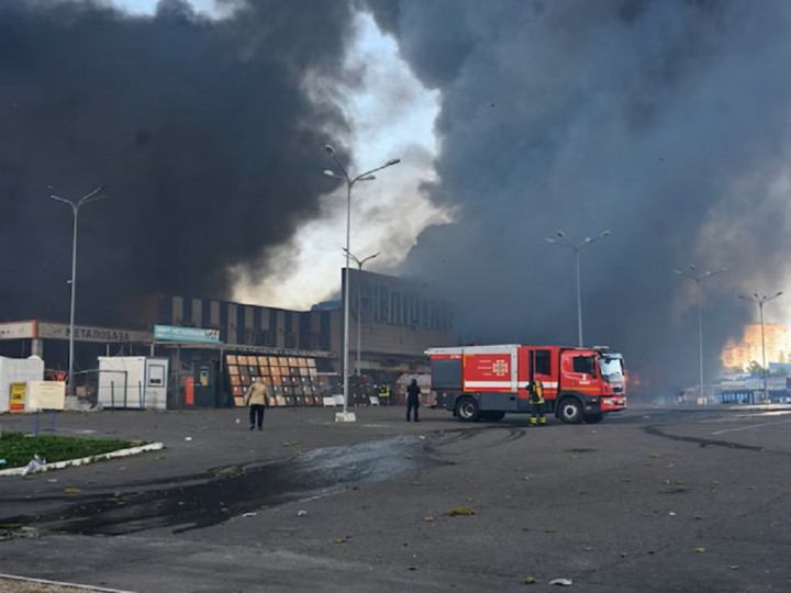 11 Orang Tewas dalam Serangan Rusia di Sebuah Toko Ukraina