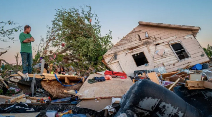 15 Orang Tewas Akibat Badai yang Melanda Texas