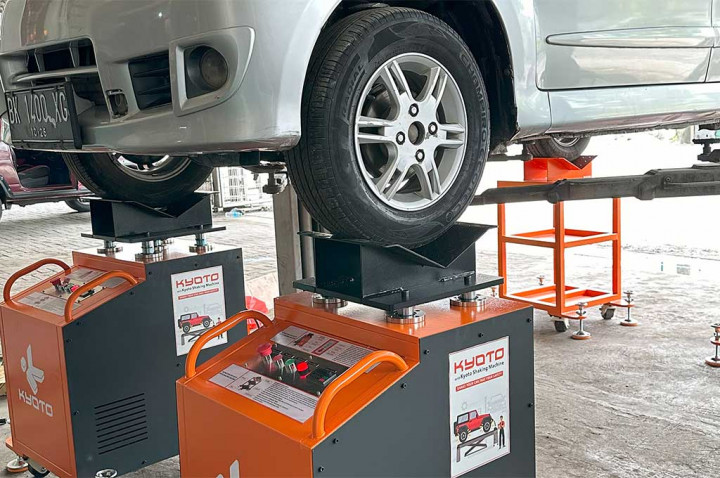 Bengkel Goyang Kaki-Kaki Ini, Benarkah Efektif Cek Penyakit Kaki-Kaki Mobil?