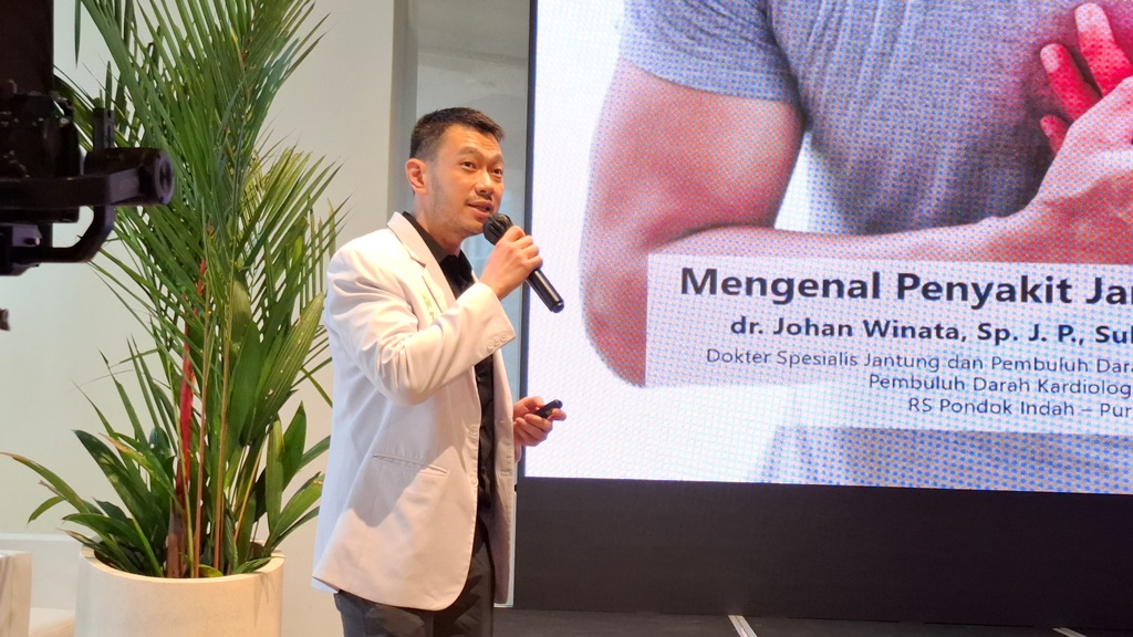 dr. Johan Winata, SpJP, Subsp, KI(K), selaku Dokter Spesialis Jantung dan Pembuluh Darah dari RSPI Pondok Indah Puri Indah. Dou. Aulia/Medcom