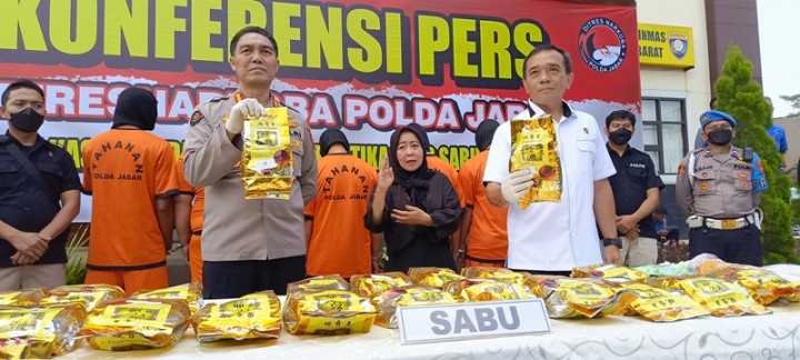 24 Kg Sabu Disita dari 5 Pengedar Narkoba Jaringan Lokal di Jabar