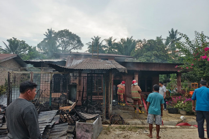 Warung Kelontong di Gunung Maligas Terbakar, Kerugian Capai 300 Juta