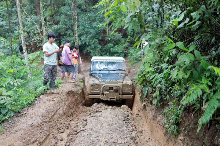 Kagama 4x4 Adventure Bermain Lumpur di Bogor