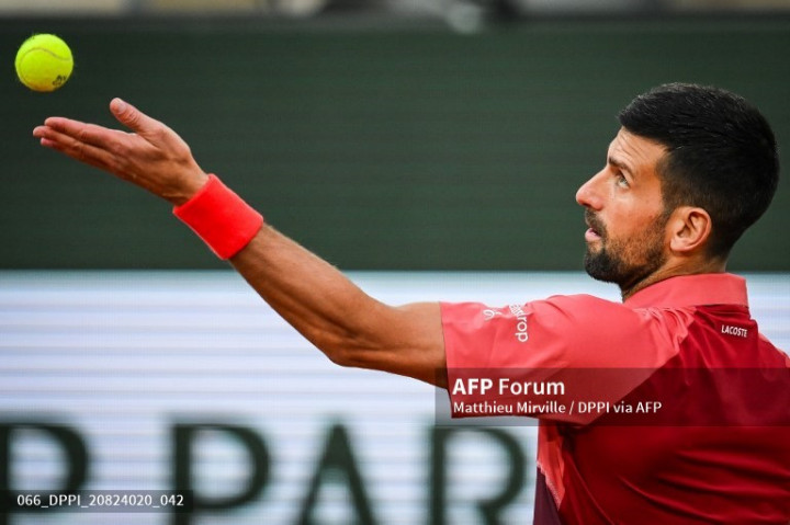 French Open 2024: Djokovic ke Putaran Kedua Usai Kalahkan Petenis Tuan Rumah