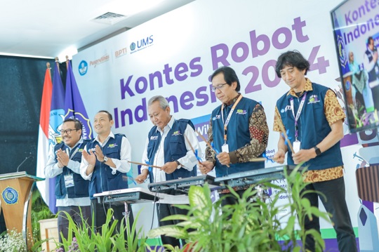 Kontes Robot Indonesia 2024, 371 Tim Bersaing di Tahapan Ketiga