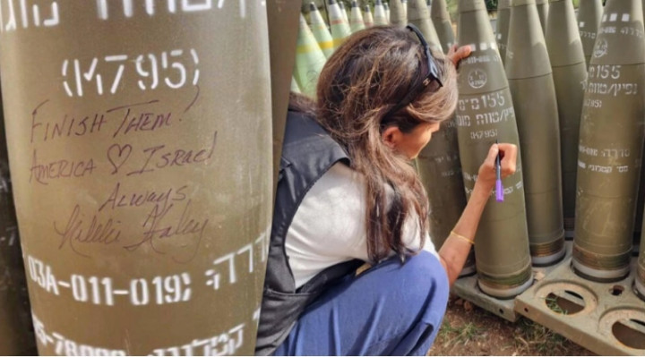 Potret Politikus Perempuan AS Tulis ‘Habisi Mereka’ di Rudal IDF