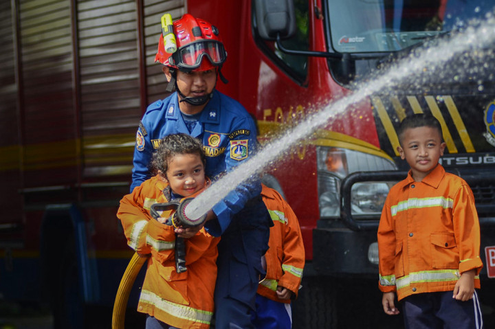 Potret Siswa TK Ikuti Pelatihan Pencegahan Bahaya Kebakaran