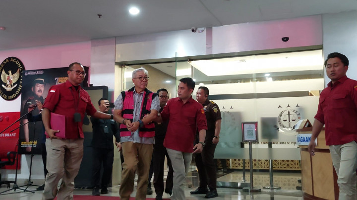 Kejagung Tahan Eks Dirjen Minerba Kementerian ESDM Terkait Korupsi Timah