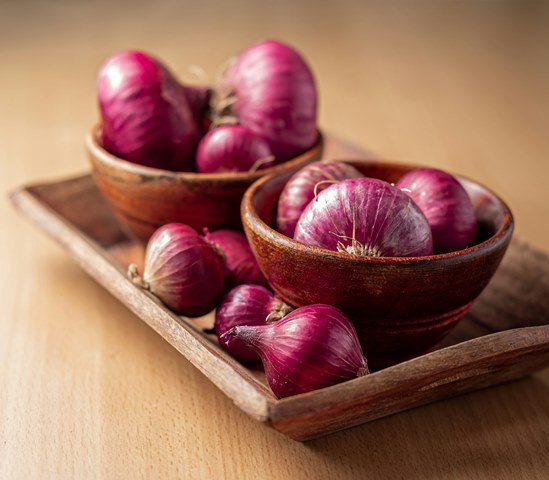 Antioksidan kuat dalam bawang merah berkontribusi terhadap sebagian besar manfaatnya.  (Foto: Ilustrasi/Dok. Unsplash.com)