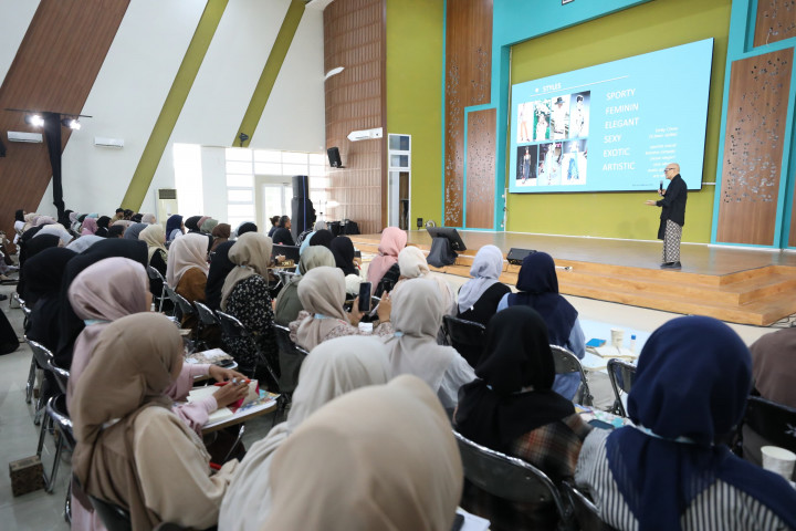 Amanah Kembangkan Minat dan Potensi Fashion Designer di Aceh