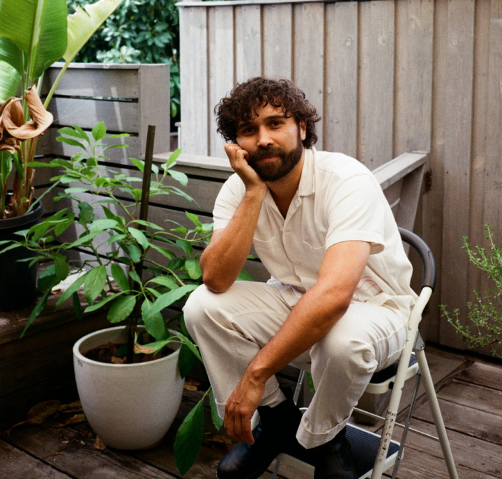 Viral, Ben Abraham Rilis Lagu 'Kidung' Bareng Penyanyi Aslinya