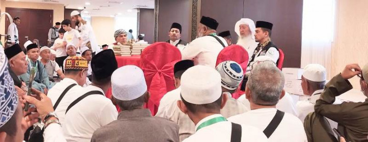 1.571 Jemaah Haji Aceh Tiba di Tanah Suci, Kloter 1 Mulai Terima Wakaf Baitul Asyi