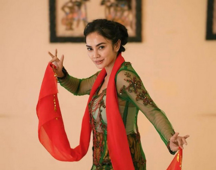 Pengorbanan Masayu Anastasia demi Paku Tanah Jawa