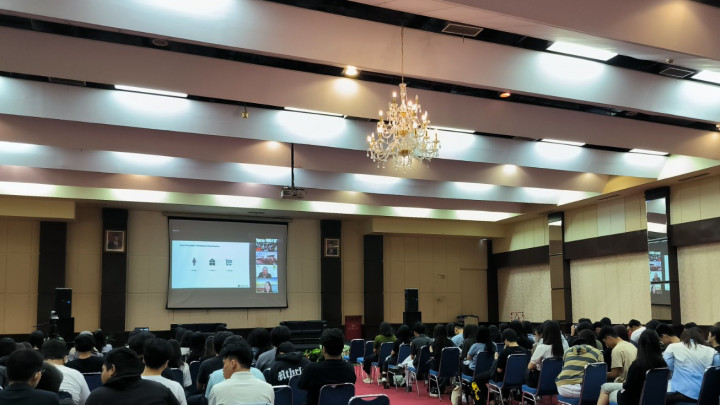 UBM Dekatkan Mahasiswa dengan Industri Bidang Ritel