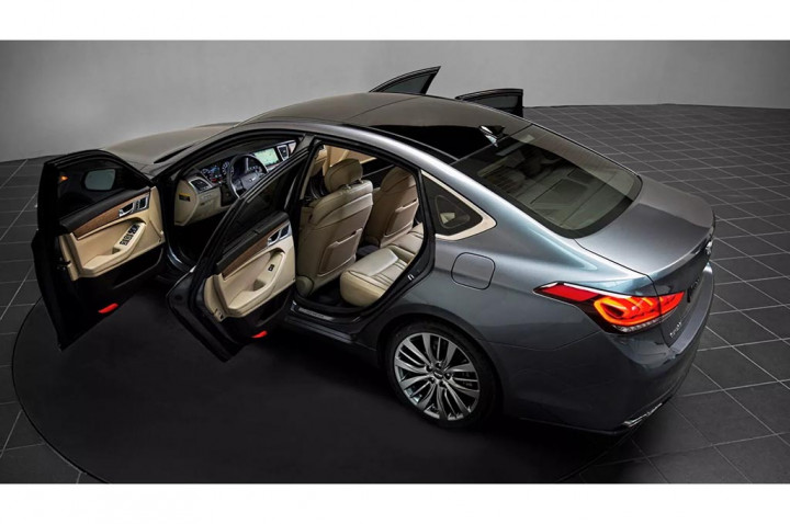 Waduh Cat Pudar dan Mengelupas Terjadi di Genesis