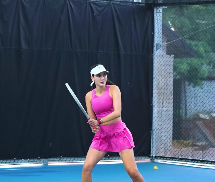 Luna Maya dan Nagita Slavina Bersaing di ISEA