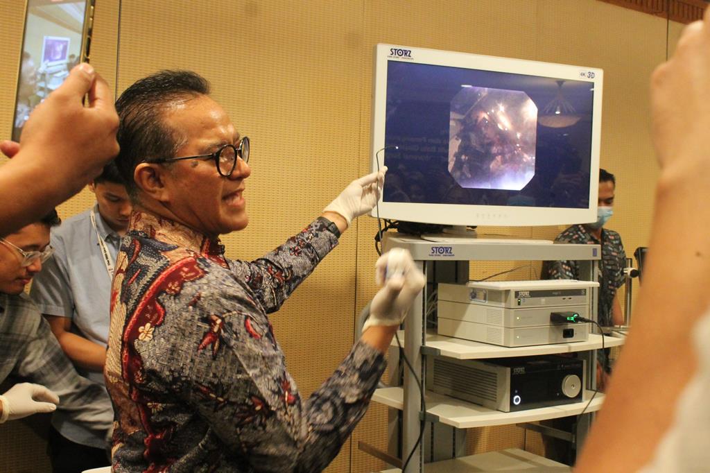 Prof.Dr.dr. Nur Rasyid, SpU-K, Spesialis Urologi Siloam ASRI. Dok. Ist