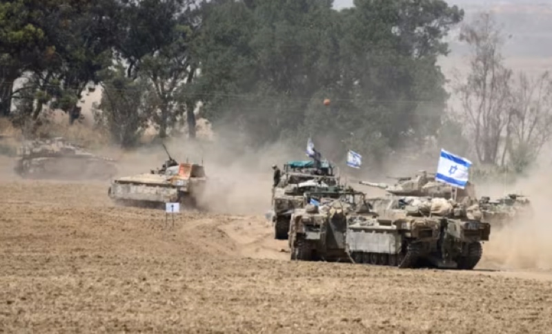 Tank Israel dikerahkan dalam serangan ke wilayah Gaza. Foto: AFP