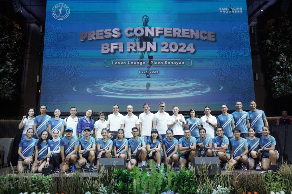 Sesi foto bersama jumpa pers BFI Run 2024