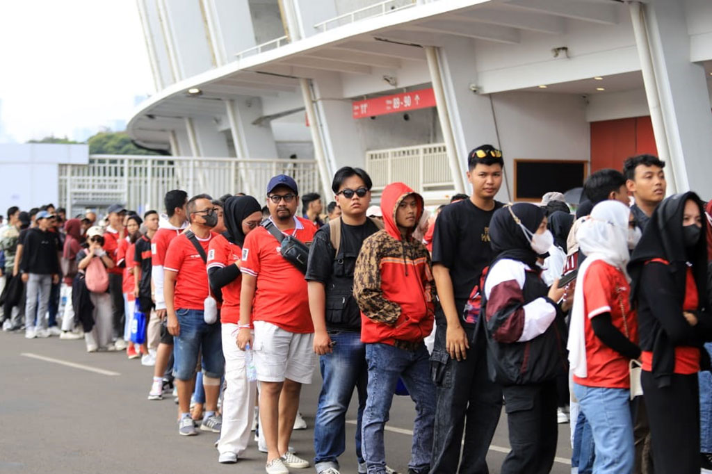 Antusiasme Ribuan Suporter Jelang Laga Indonesia vs Irak