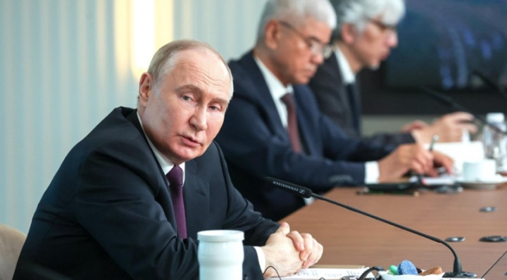 Putin Ancam Persenjatai Negara yang Bisa Serang Barat