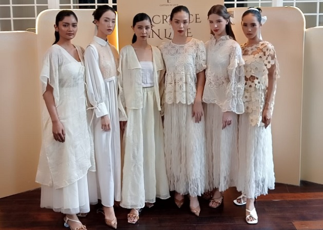 Koleksi 'Sacrifice In Lace' by Cotton In Lace. (Foto: Dok. Yuni Yuli)