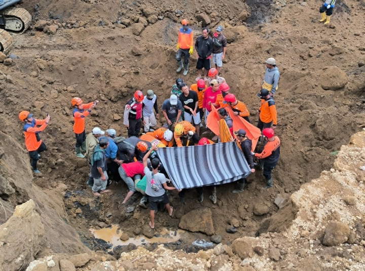 1 Penambang Pasir Korban Tertimbun Longsor di Lumajang Kembali Ditemukan