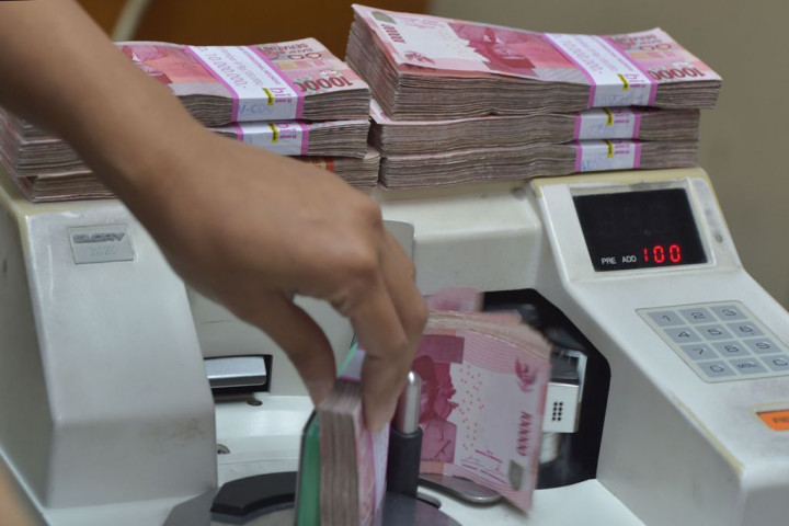 Rupiah <i>Joss</i> di Akhir Pekan