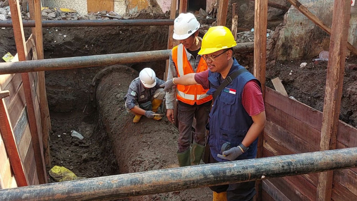 Pipa PDAM Bandung Pecah Diduga Akibat Gempa