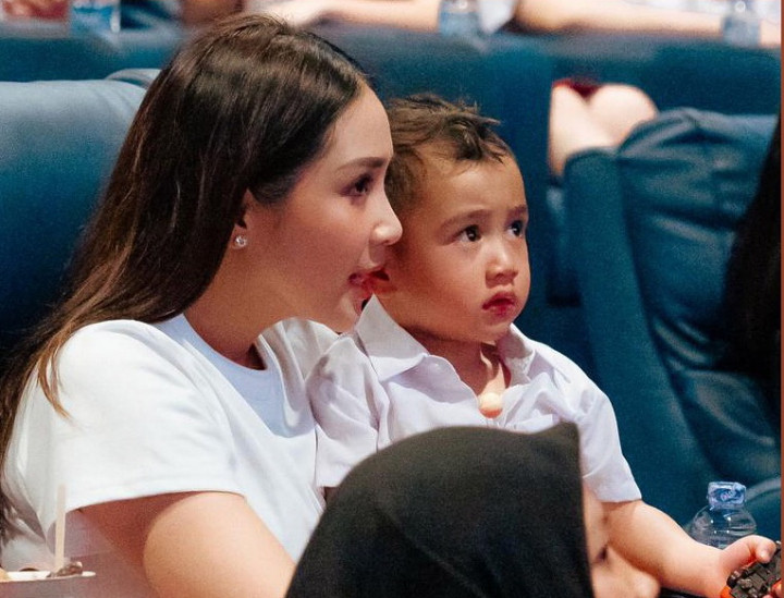 Gempi, Rayyanza hingga Anak Ruben Onsu Antusias Nonton Film Dilan 1983