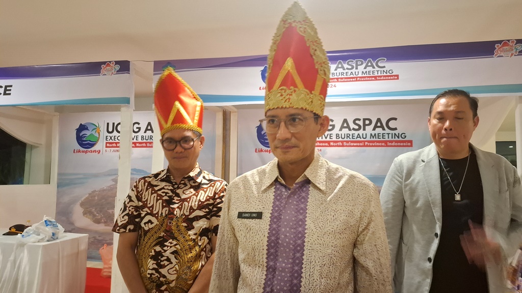 Menparekraf Sandiaga Uno saat menghadiri Likupang Tourism Festival di Likupang, Sulawesi Utara. Dok. Aulia/Medcom