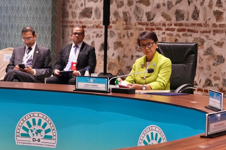 Menlu Retno Dorong D-8 Gunakan Pengaruh Demi Pengakuan Negara Palestina
