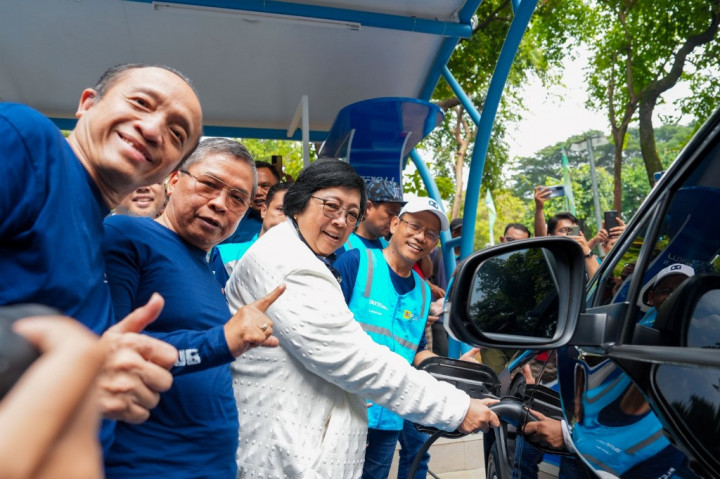 Menteri LHK Dorong Pejabat Eselon 1 Gunakan Kendaraan Listrik