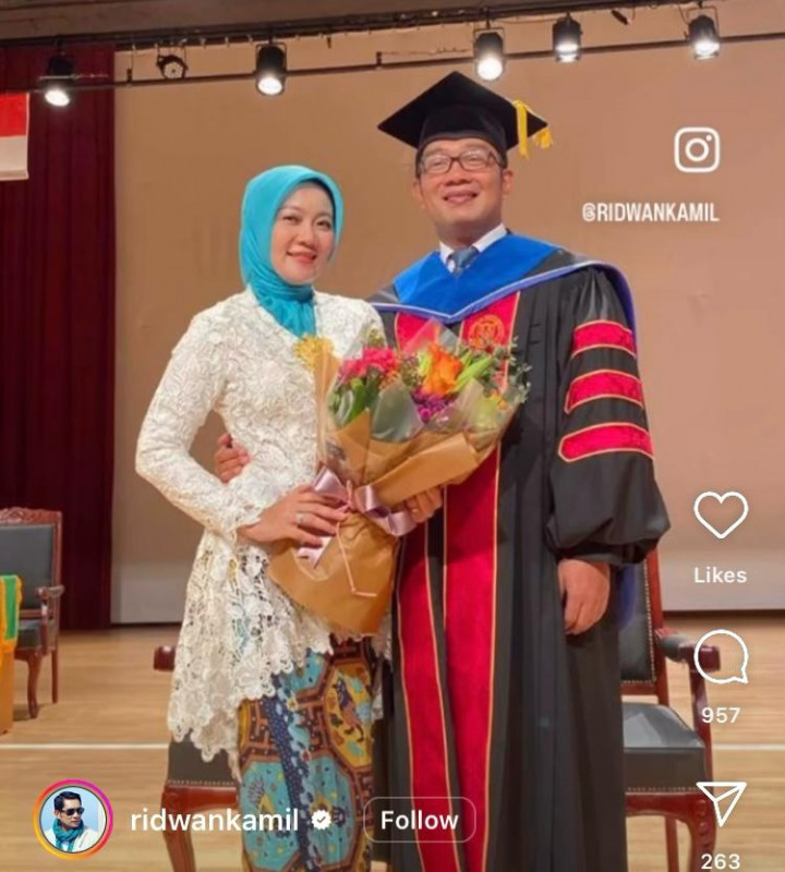 Selamat! Ridwan Kamil Terima Gelar Doktor Honoris Causa dari University of Glasgow Skotlandia