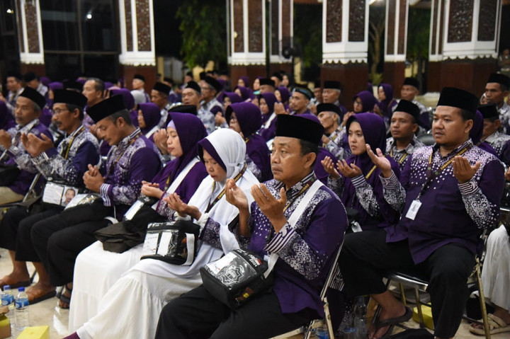 CJH Kloter Terakhir Sidoarjo Diberangkatkan ke Tanah Suci