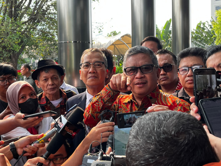 Ponsel dan Tas Hasto Disita Penyidik KPK