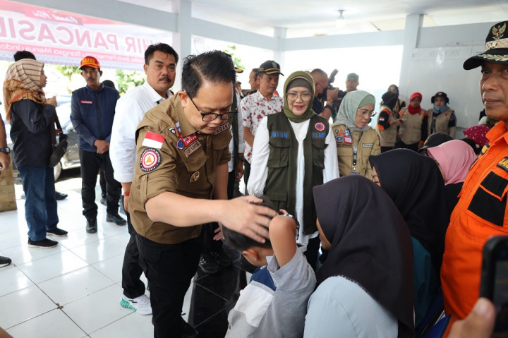 Pj Gubernur Jatim Instruksi Pencarian Penambang Tertimbun Longsor Dilanjutkan