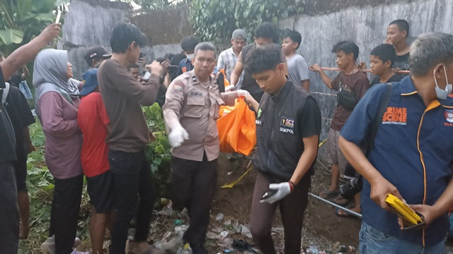Geger! Warga Temukan Kerangka Manusia di Kebon Kosong