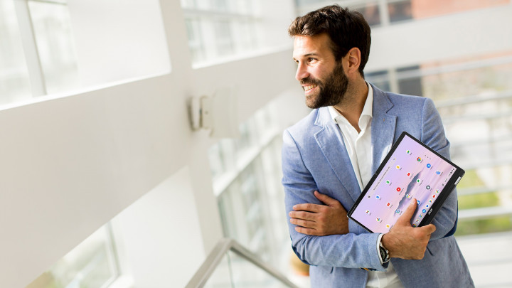 Acer TravelMate dan Chromebook Plus Enterprise Terbaru, Disempurnakan AI