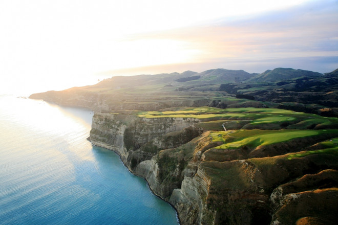 Cape Kidnappers,Hawkes Bay. Dok. Gary Lisbon