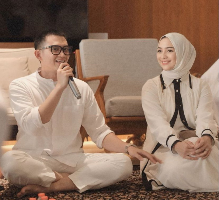 Permintaan Maaf Citra Kirana dan Rezky Aditya Sebelum Berangkat Haji