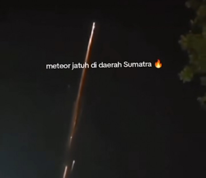 Tanggkapan layar benda misterius di langit. Foto: Istimewa