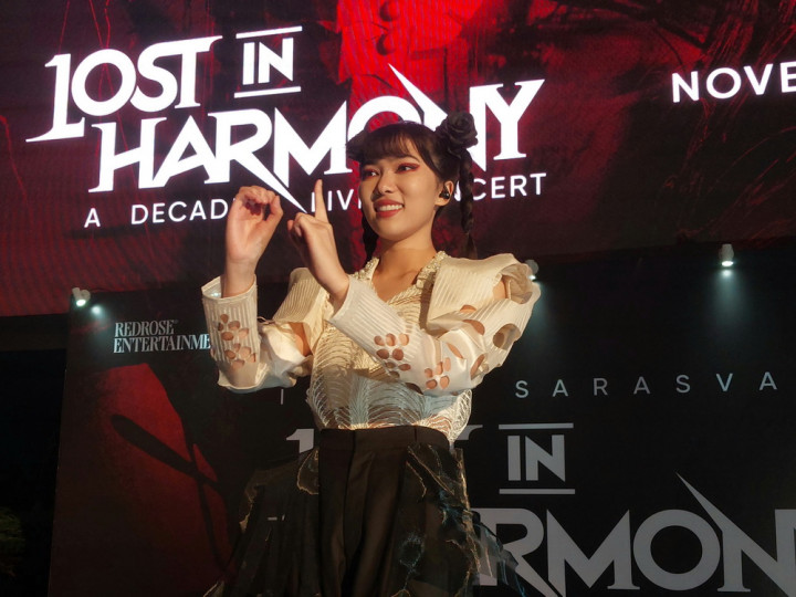Isyana Sarasvati Rayakan Satu Dekade Bermusik di Konser Lost in Harmony