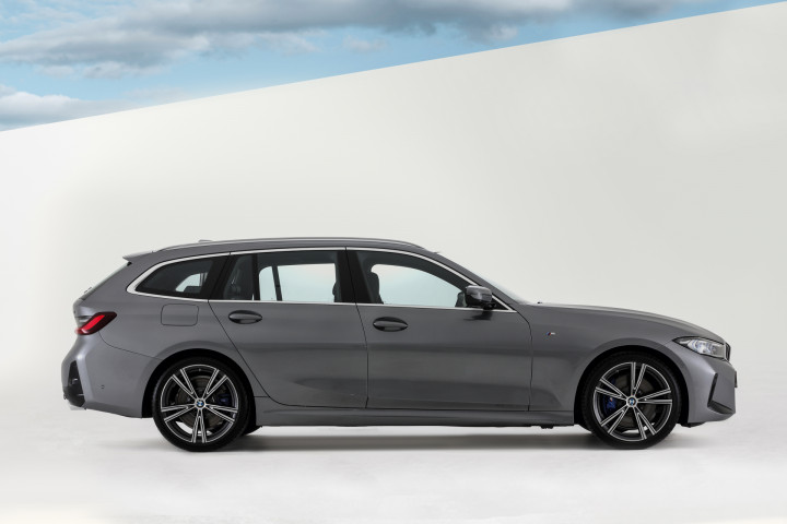 BMW Seri-3 Touring Terbaru, Pakai Paket M Sport